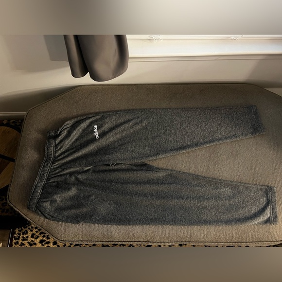 Adidas Boys Pull on Sweat Pants, size Medium - Picture 7 of 7